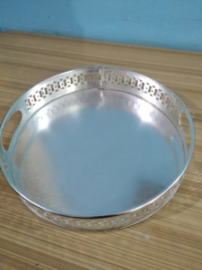 Bandeja Decorativa Plateada para el Hogar, Hoteles y Restaurantes, para Frutas y Verduras, Hecha a Mano en India, Platos con Soporte, Cantidad al por Mayor - Product Image 2