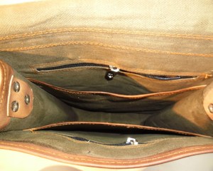 Customized Manufacturer Exclusive 100% Pure Goat Leather Full-Flap Vintage Stylish Handbag Cross-Body Satchel <b>Bag</b> - Product Image 5