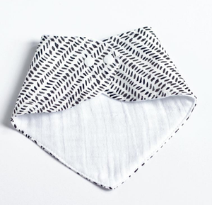 Bavoir bandana personnalisé, livraison gratuite - Product Image 2