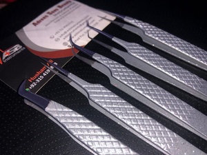 Pinzas de pestañas profesionales de acero inoxidable al por mayor herramientas de extensión de pestañas probadas a mano de alta calidad plata brillante - Product Image 5