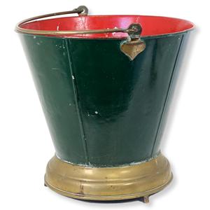 Seau à charbon en métal couleur cuivre avec design martelé Parfait pour les accessoires de jardin élégants et les foyers à bois - Product Image 5