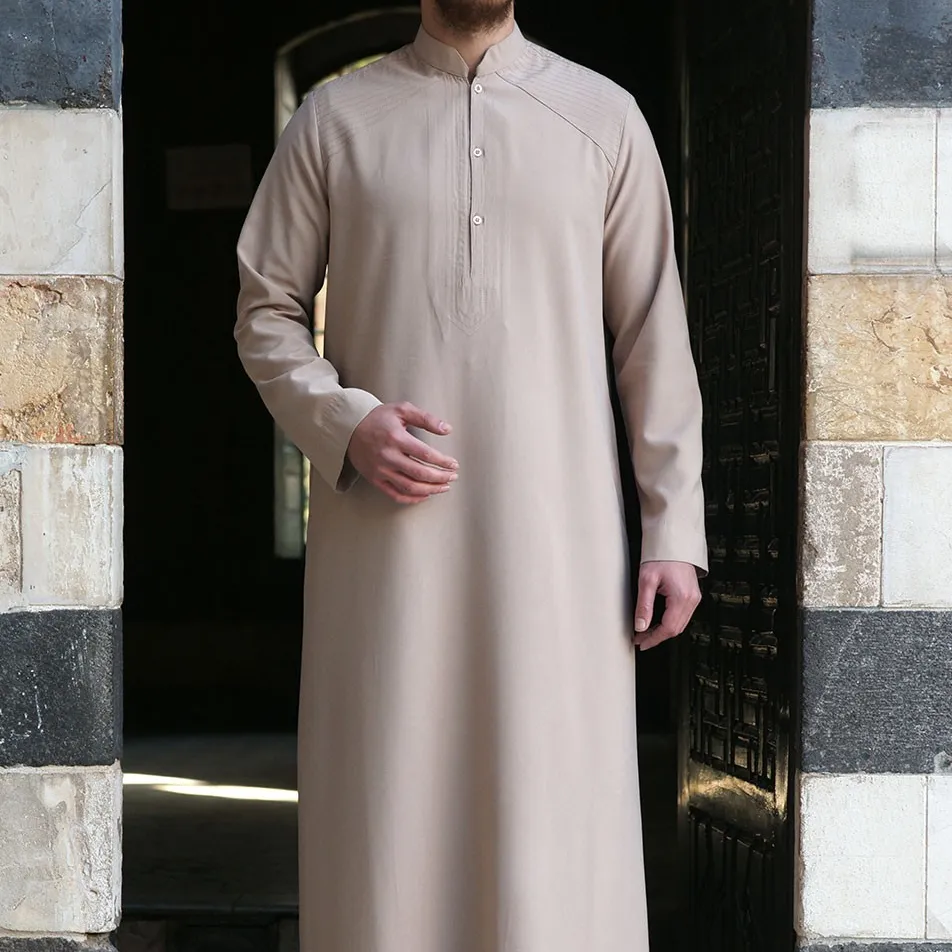 İslami giysiler elbiseler erkekler için müslüman uzun elbise toptan suudi arabistan uzun kaftan thobe erkekler için 2023 nefes thobes
