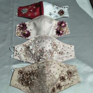 Masque de créateur pour femmes avec broderie de perles détaillée et perles de cristal pour les événements formels, les fêtes et les occasions de mariage - Product Image 1