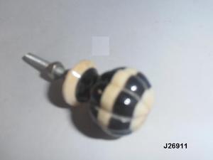 Boutons d'armoire en incrustation d'os de finition antique faits à la main avec des motifs colorés pour les meubles de salon de salle à manger - Product Image 4