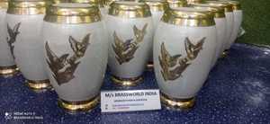 Urna de cremación de latón de alta calidad por BRASSWORLD INDIA, suministros funerarios fabricados - Product Image 2