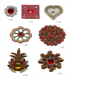 Patchs brodés de style Zardozi en pierres semi-précieuses de différentes formes personnalisées pour l'art et l'artisanat - Product Image 1