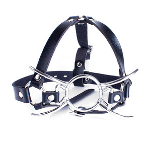 ลูกบอลปิดปากซิลิโคนคุณภาพสูงสำหรับการเล่น SM พร้อมโซ่โลหะ ห่วง หัวเข็มขัด และสายรัดปรับได้ - Product Image 3