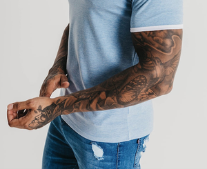 Camiseta Casual de Manga Corta con Cuello Redondo y Color Sólido para Hombre, 80% Algodón, 20% Poliéster, Logotipo Personalizado, Impresión en Blanco, Alta Calidad - Product Image 3