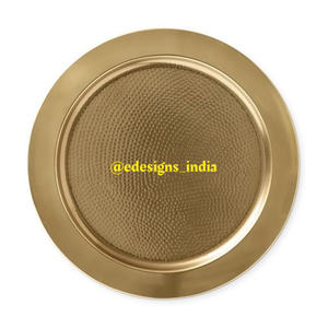 Plateau de service en acier inoxydable martelé forme arrondie assiette de chargement faite à la main indien classique abordable sous assiette - Product Image 4