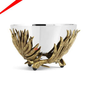 Elegante Tazón de Servir de Metal con Base Dorada de Diseño, Tazón de Servir para Decoración de Bodas - Product Image 1