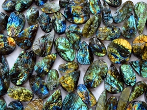 Venta al por mayor labradorita Druzy cuarzo cristal piedras preciosas cabujones ópalo Natural con certificado GIA curativo piedra labradorita cruda - Product Image 2
