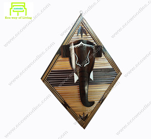 Bonito arte de pared tallado en madera hecho a mano, diseño de cabeza de elefante, artículo de madera pequeño Ideal para regalo corporativo - Product Image 1