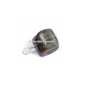 Hermoso colgante de envoltura de alambre de lebradorita - Product Image 1