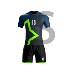 Vente en gros de vêtements de sport de football pour hommes personnalisés, ensemble d'uniformes, maillot de football par sublimation avec découpe automatisée - Product Image 4