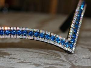 วงคิ้วสีเขียวรูปตัว V - Product Image 2