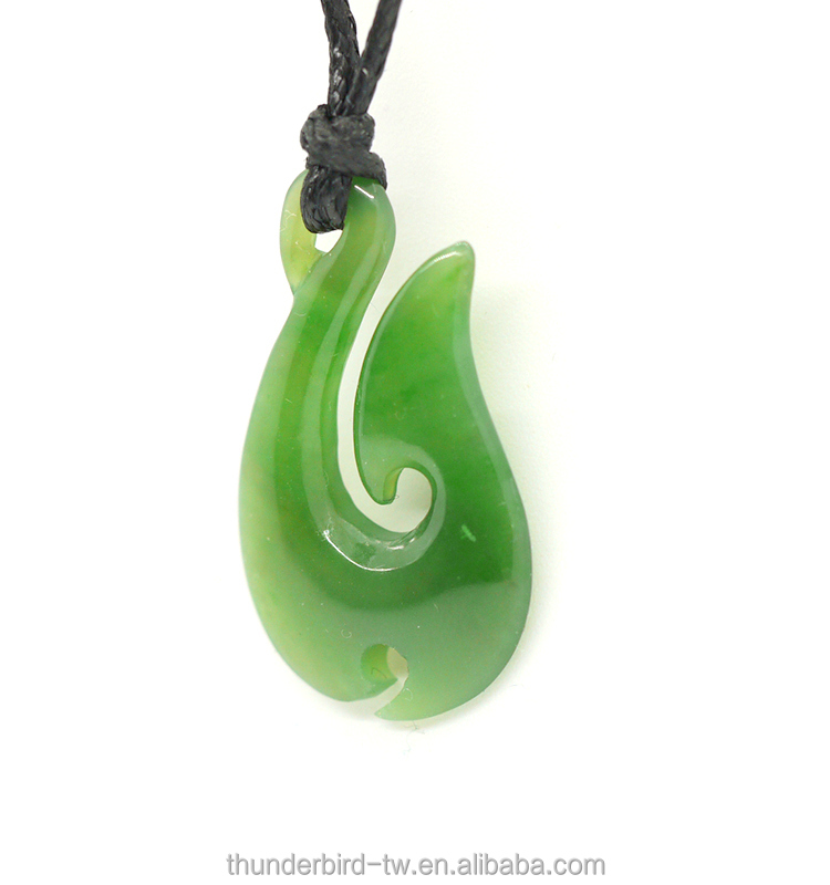 高品質手作り彫刻ニュージーランドグリーン翡翠フックコードネックレス