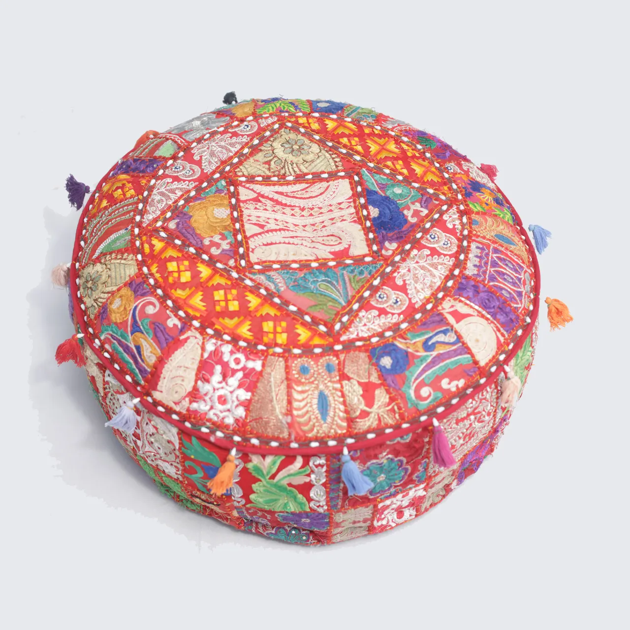 New Arrivals 2022 Boho Vintage Patchwork Pouffe Indian Cotton Decorative Embroidered Round Poufs Indian Ottoman Fair Trade Pouf