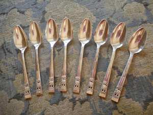 Elegante juego de cucharas de Metal con mango en relieve, cubiertos, utensilios de cocina, utensilios de boda para comedor con estilo, calidad Premium - Product Image 2