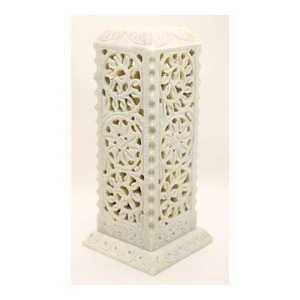 Tours d'encens en pierre de savon sculptée à la main, motif floral - Product Image 1