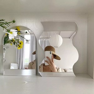 <b>Irregular</b> Desktop <b>Mirror</b> / Makeup <b>Mirror</b> / Bedroom Decor - Product Image 1