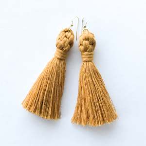 Pendientes con Borlas |   Pendientes de Macramé, Pendientes de Diseño, Pendientes Boho, Colección Única Hecha a Mano - Product Image 1