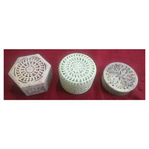 Caja de piedra de Soapstone tallada a mano, bonita - Product Image 1