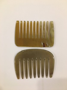 Pocket horn comb for personal use, made in Vietnam - Product Image 5