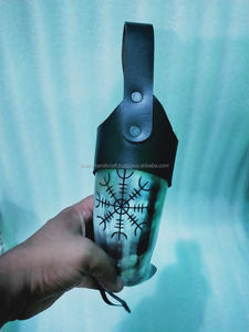 Cuerno para Beber 100% Natural con Soporte de Cuero y Grabado a Mano / Cuerno Vikingo - Product Image 2