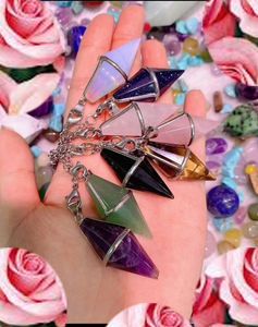 Moda de moda nueva fresa cuarzo tallado piedra preciosa colgante para mujer gema especial tallado joyería - Product Image 2