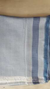 Écharpe pour femme en viscose et voile numérique, imprimé floral, motif automne-hiver, design tendance, large, épaisse, de taille moyenne, respirante - Product Image 4