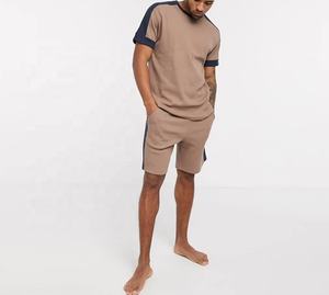 Conjunto deportivo de dos piezas para hombre, camiseta de manga corta y pantalones cortos, 100% algodón, venta al por mayor, para primavera y verano - Product Image 1