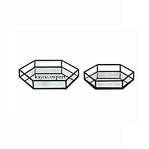 Bandeja Decorativa de Metal Dorada - Diseño Moderno y Lujoso para Hoteles - Product Image 3