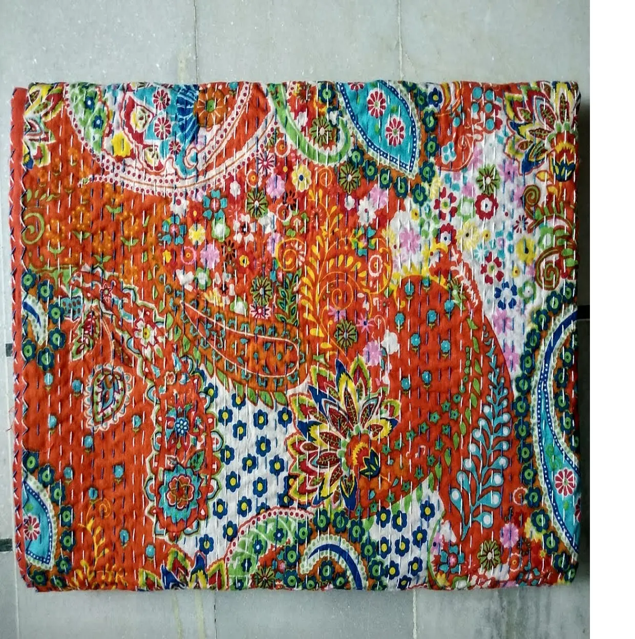 O kantha bordado feito sob encomenda do kantha tecidos feitos de with100 % de algodão, com belas estampas indianas em cama única e cama dupla si