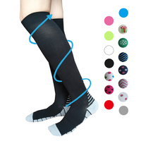 Logo personnalisé Chaussettes de compression unisexes 10-20 Mmhg 15-20 Mmhg en nylon pour hommes et femmes