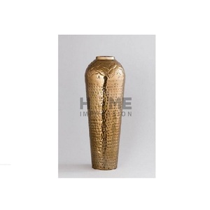 Vase en métal décoratif antique en métal doré Vases à fleurs à plateau brillant pour la décoration intérieure et les accessoires de décoration de fête de mariage - Product Image 2