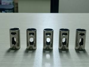 Perceuse CNC à micro usinage du Vietnam pour les applications de type brochage - Product Image 2