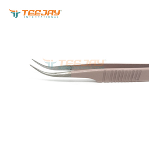 Pince à épiler TEEJAY J courbée rose poudré en acier inoxydable avec isolation de volume, poignée droite, pointe ultra-fine, antistatique - Product Image 4