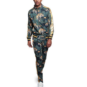 Chándal ajustado de poliéster transpirable de alta calidad, ropa deportiva para correr, conjunto de chándal sublimado para hombre al por mayor - Product Image 1