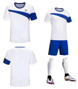 Uniforme de fútbol 100% de poliéster para niños y adultos, conjunto de Jersey con logotipo personalizado, venta al por mayor - Product Image 2