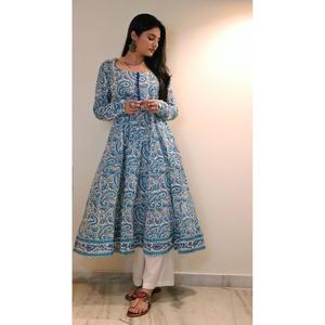 Vestido de rayón con estampado de Anarkali, elegante, con plaza - Product Image 5