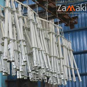 Construction en acier ringlock système d'échafaudage accessoires verticales poteaux de Vietnam V-Revêtement de haute qualité - Product Image 2