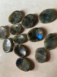 ลาบราดอไรต์หินที่มีคุณภาพสง่างาม/พรีเมี่ยมฉูดฉาดลาบราดอไรต์คริสตัลหินกังวล/ขัดลาบราดอไรต์พลอยกังวล STO - Product Image 2