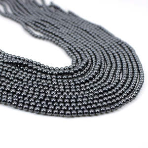 Cuentas Redondas Lisas de Hematita Negra Natural de 3.5mm, Tira de 16 Pulgadas, por Ishu Gems - Product Image 1