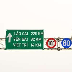 เคลือบสีจราจรอุปสรรคคานที่มีความยืดหยุ่นโลหะทางหลวงเวียดนามชนอุปสรรคAASHTOรั้วที่มีความยืดหยุ่นรั้วเหล็กกั้นH2v4 Spacer - Product Image 1