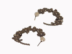 stylish latest <b>fashion</b> treanding handmade silver look alike flower design <b>hoop</b> <b>earings</b> for women and girls - Product Image 3