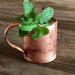 Tasse droite vintage en cuivre - Product Image 1