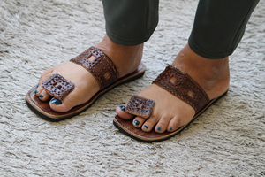 Handmade Indian Unisex Slippers Leather <b>Flip</b> <b>Flop</b> Flat - Product Image 2