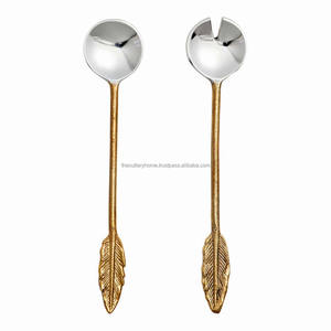 Juego de cuchara y tenedor de acero inoxidable dorado con diseño de extremo de cara de serpiente en relieve de latón mango hecho a mano - Product Image 3