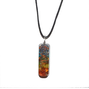 Best Seller Chakra Rainbow Orgone colgantes con ágata para la venta - Product Image 1