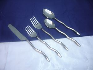 S.Steel Cutlery High Grade Classic Cutlery Western Knife and Fork Spoon Stainless Steel Cutlery Set - Product Image 4